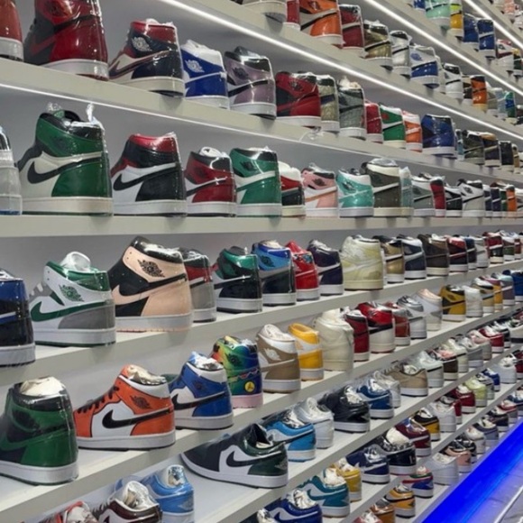kicks_korner